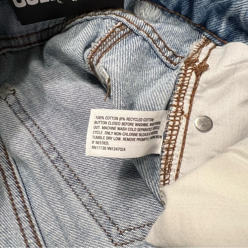 NWT Future Collective Women’s Mid Rise Wide Leg Jeans, Relaxed Jean Size 0 - Picture 14 of 14